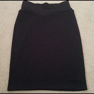 Lularoe Cassie Solid Black Pencil Skirt XS